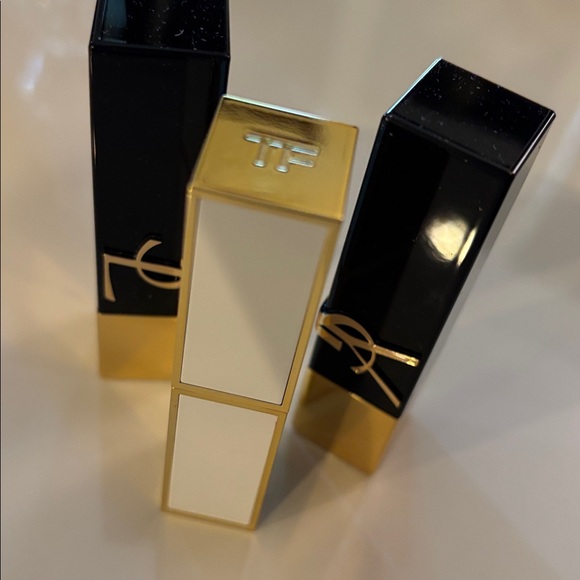 Yves Saint Laurent Rouge Pur Couture Lipstick - Bold Nude, Nuetral Colors - Picture 1 of 4